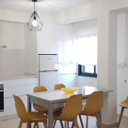 2 D Flores Apartment *